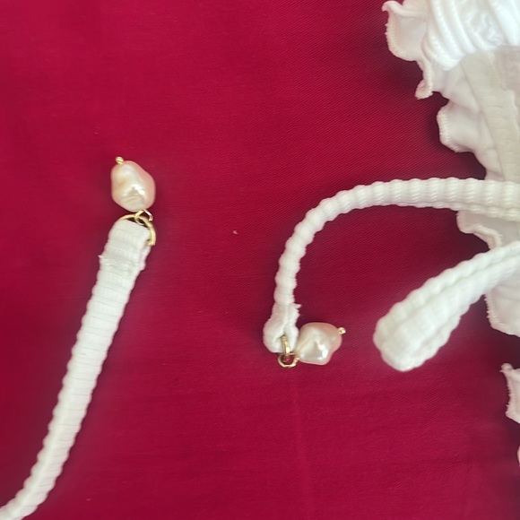 H&am Bikini white with the cutest pearl details ✨ - Picture 3 of 3
